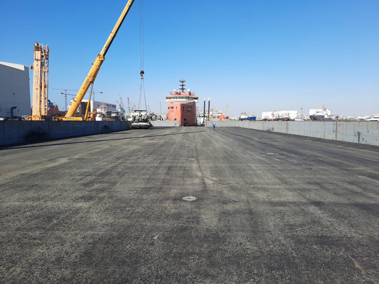 10062022120131Asphalt Works - Deck Barge Astro- 302-1